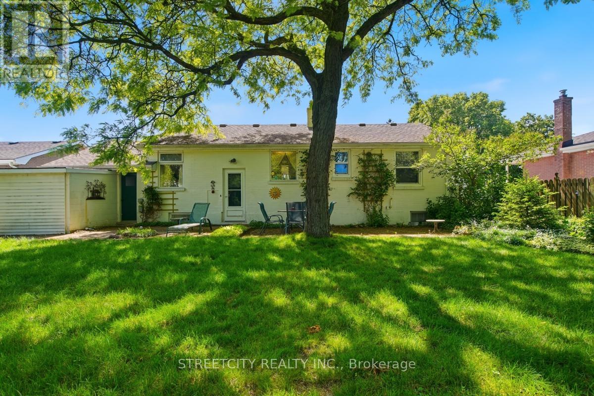 384 Regal Drive, London East, Ontario  N5Y 1J7 - Photo 41 - X13469526
