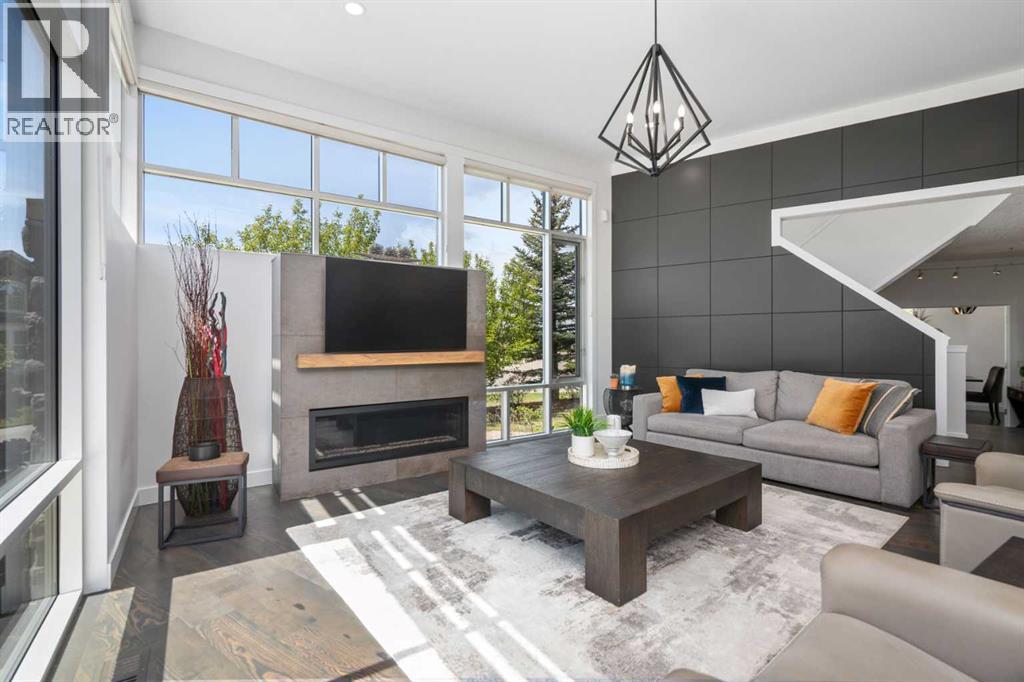 361 Discovery Ridge Way Sw, Calgary, Alberta  T3H 5S8 - Photo 4 - A2320360
