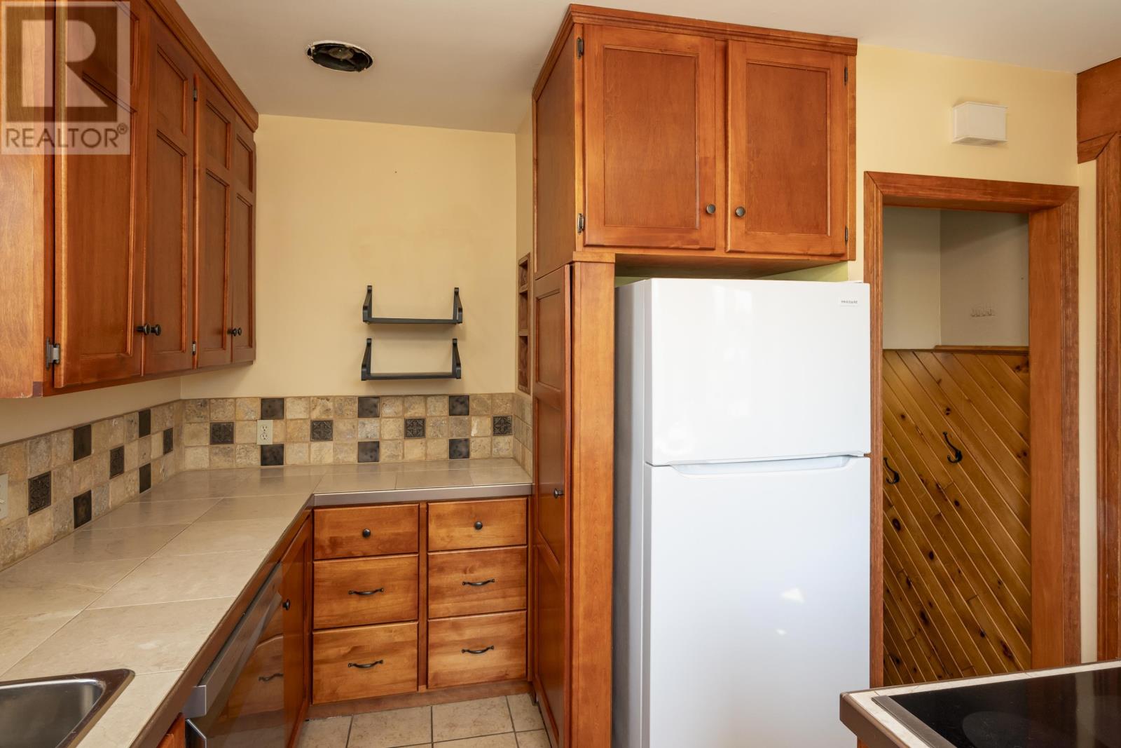 57 Clayte St, Thunder Bay, Ontario  P7A 6S3 - Photo 10 - TB2601399