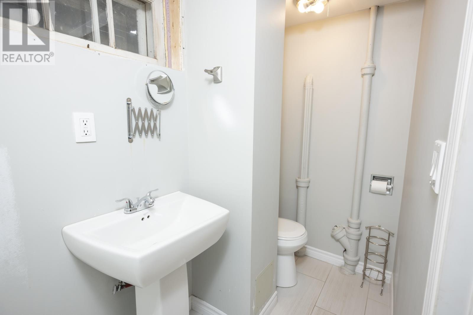 57 Clayte St, Thunder Bay, Ontario  P7A 6S3 - Photo 35 - TB2601399