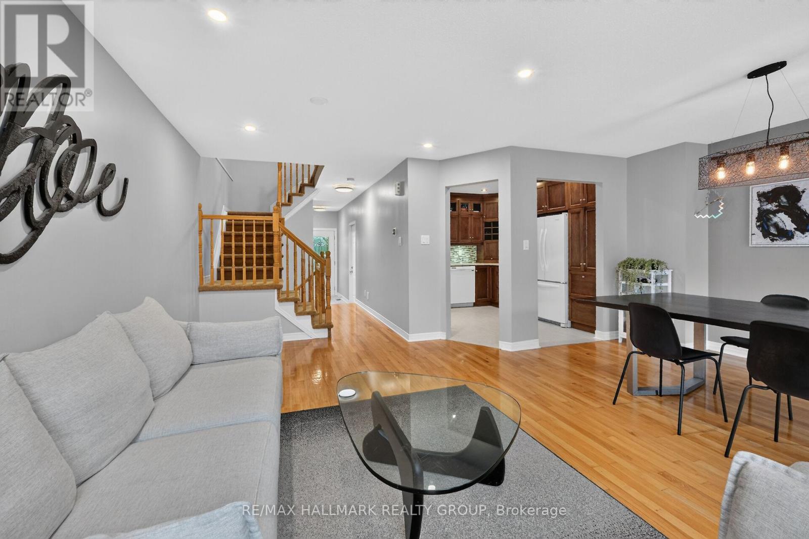 162 Dunbarton Court, Ottawa, Ontario  K1K 4L6 - Photo 10 - X13469356