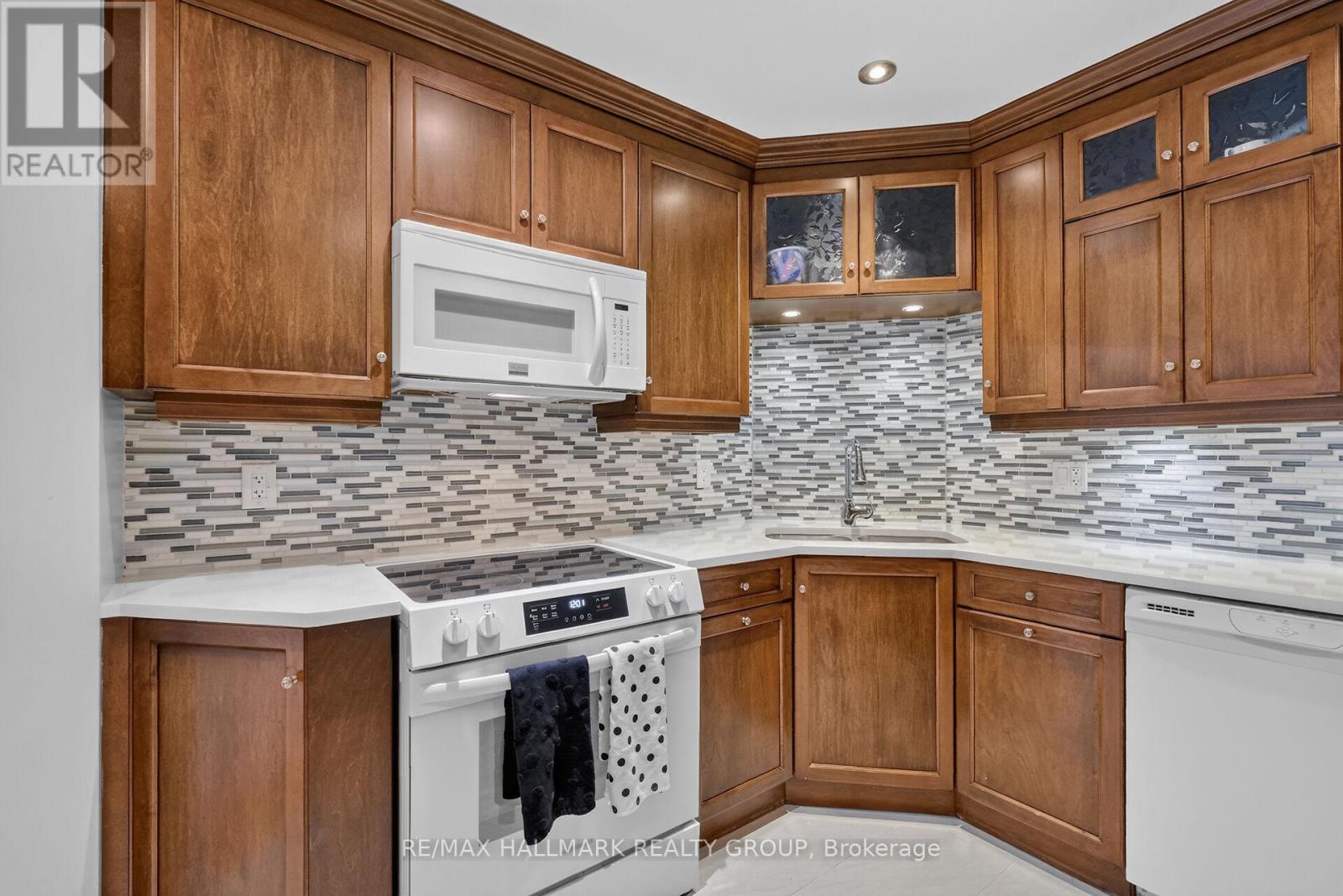 162 Dunbarton Court, Ottawa, Ontario  K1K 4L6 - Photo 15 - X13469356