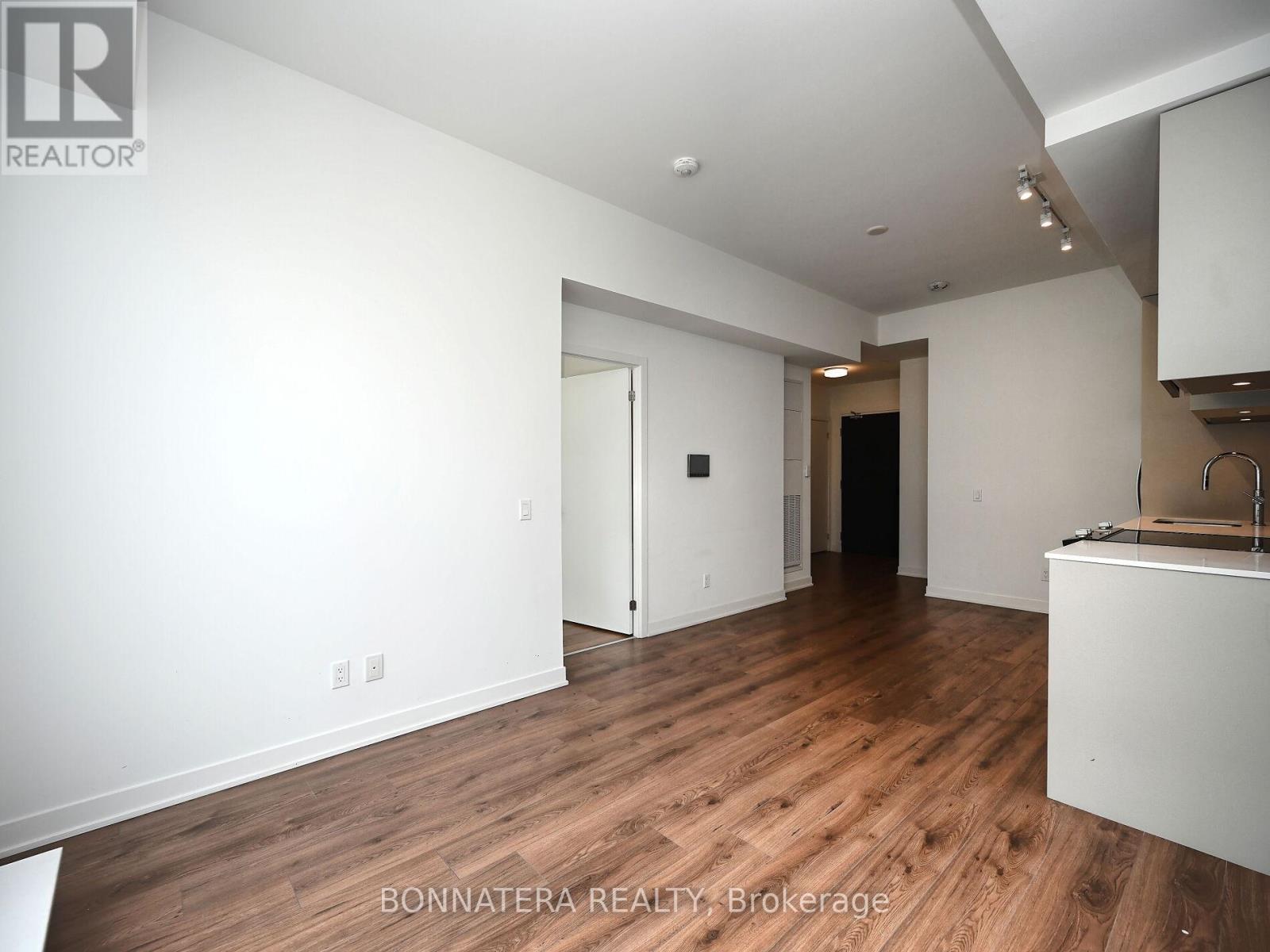 319 - 405 Dundas Street W, Oakville, Ontario  L6M 5P9 - Photo 14 - W13469244