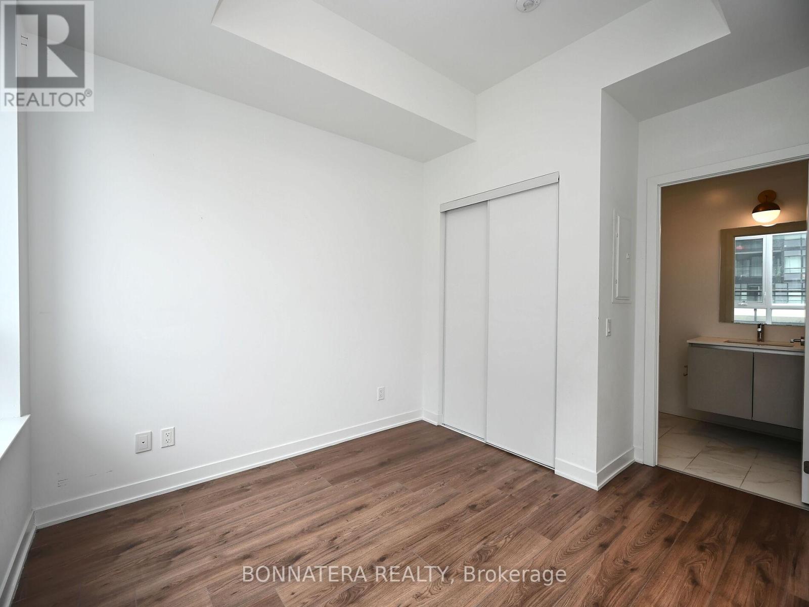 319 - 405 Dundas Street W, Oakville, Ontario  L6M 5P9 - Photo 29 - W13469244