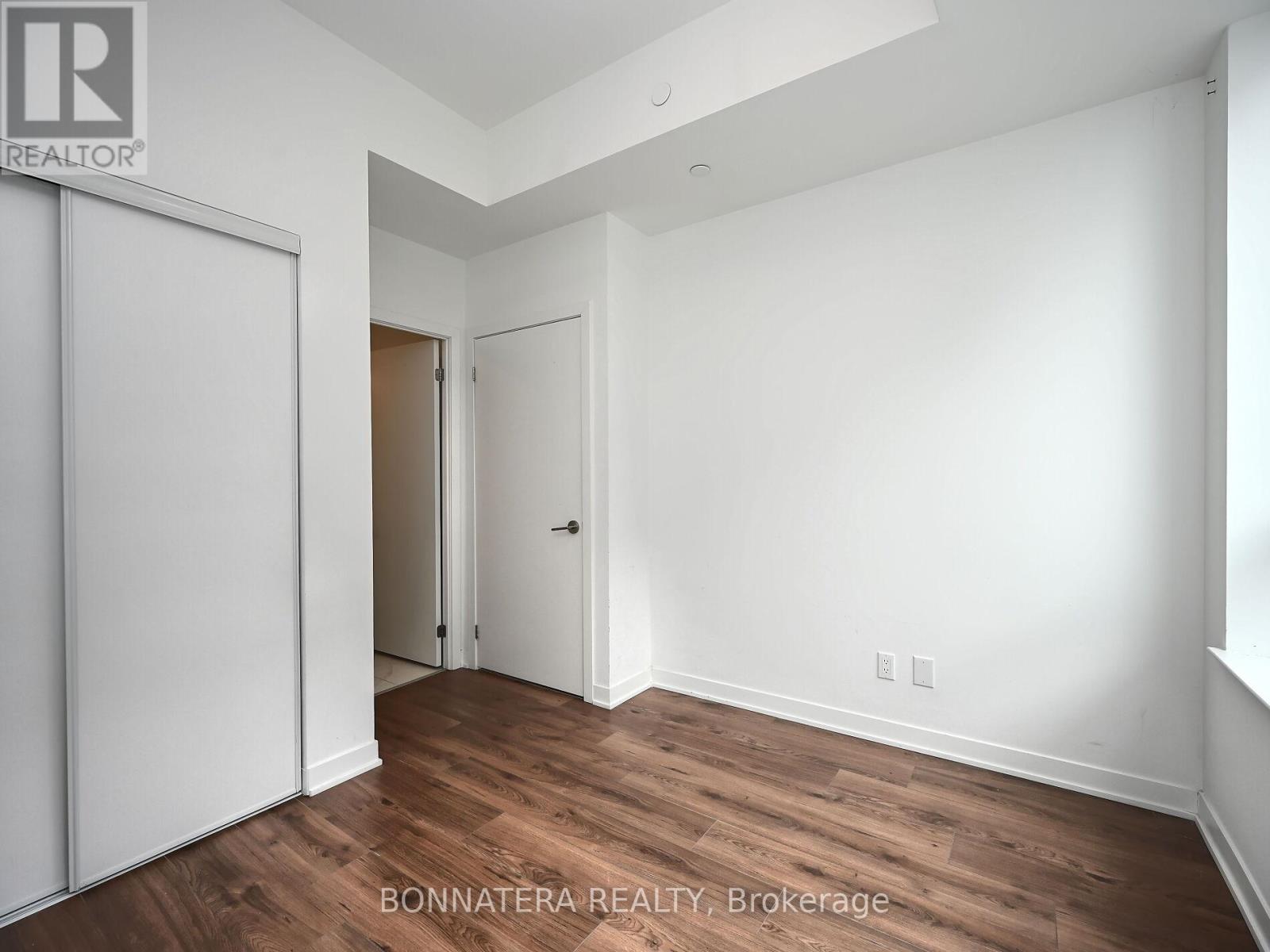 319 - 405 Dundas Street W, Oakville, Ontario  L6M 5P9 - Photo 30 - W13469244