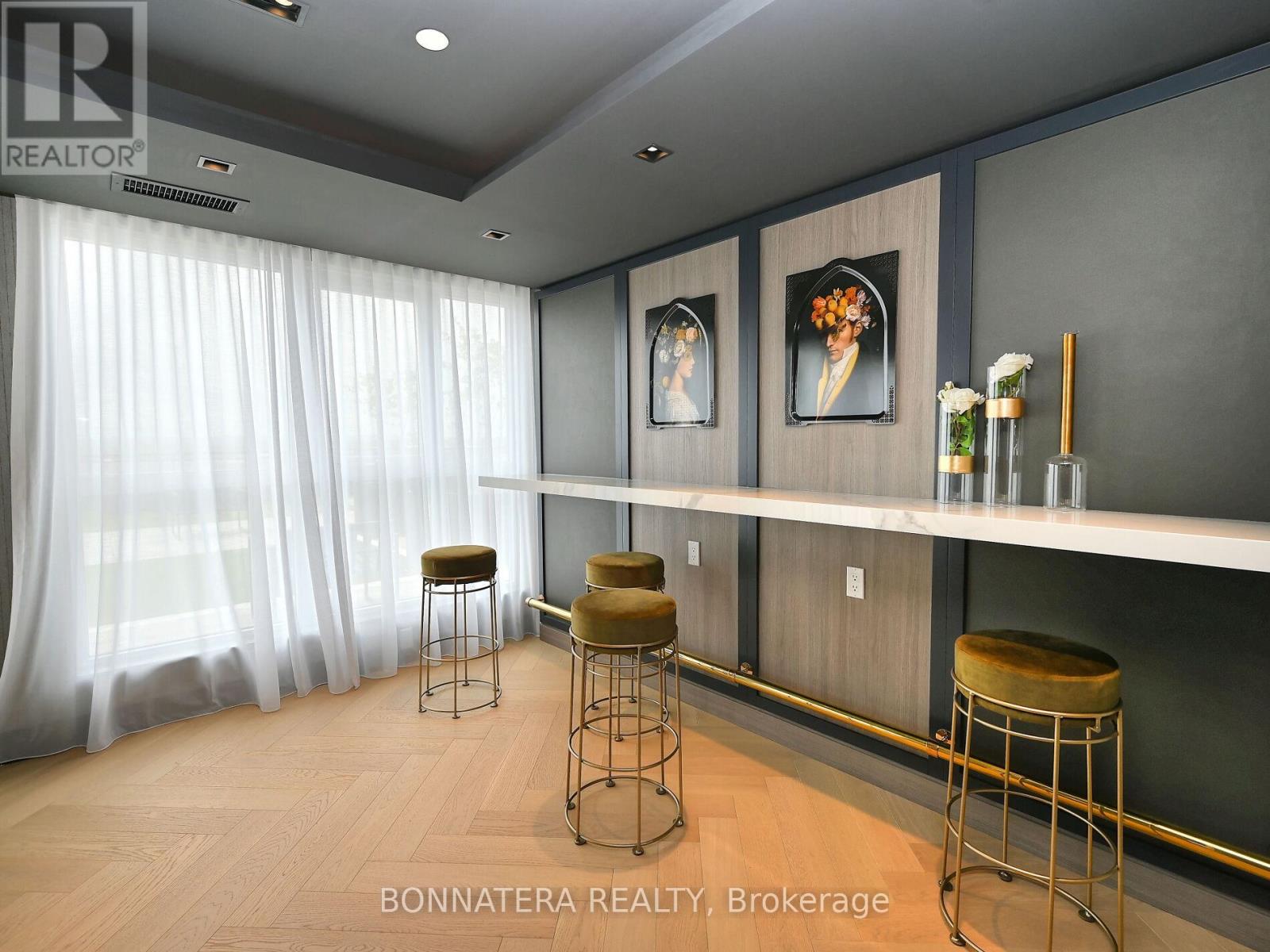 319 - 405 Dundas Street W, Oakville, Ontario  L6M 5P9 - Photo 38 - W13469244