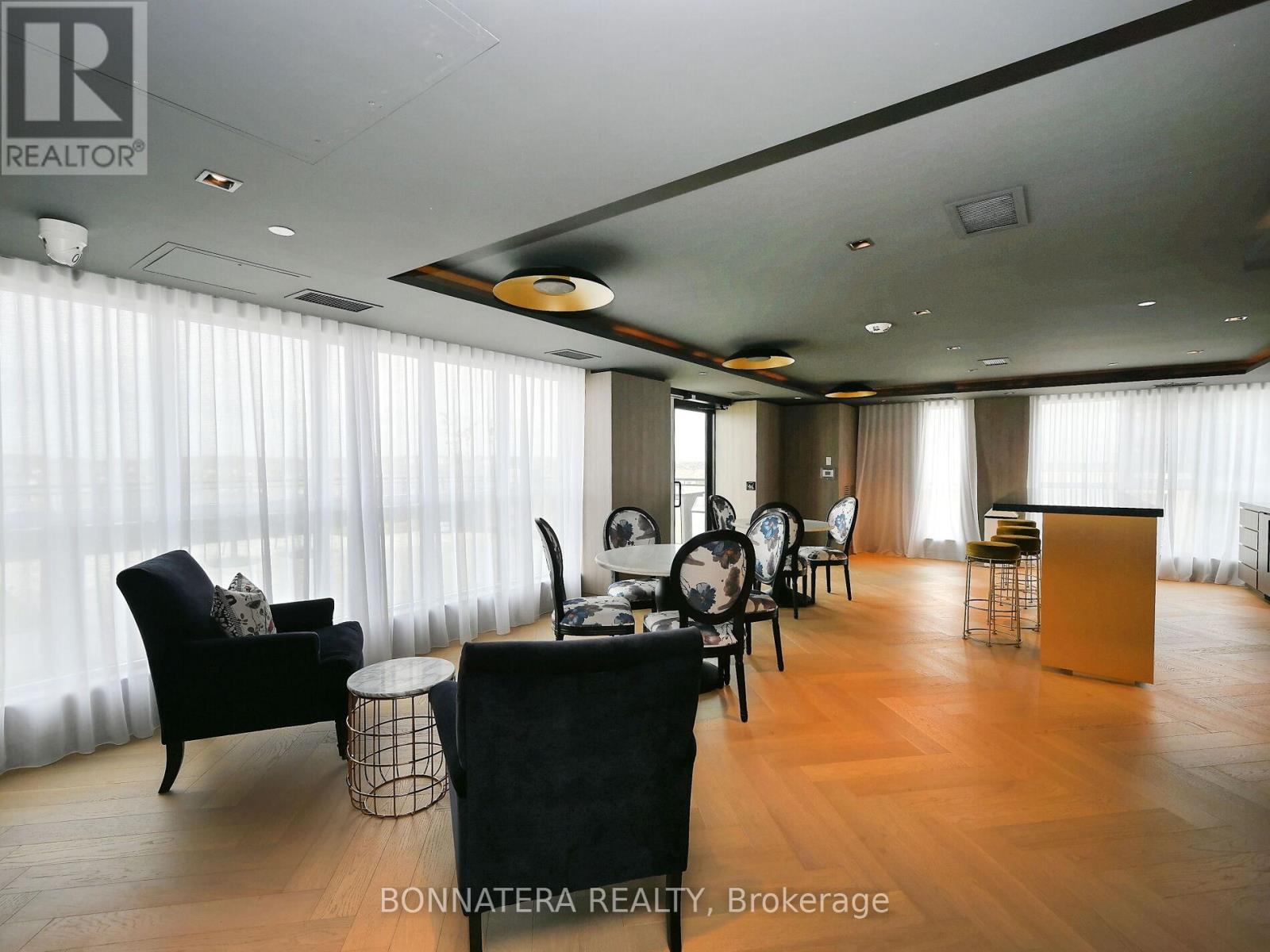 319 - 405 Dundas Street W, Oakville, Ontario  L6M 5P9 - Photo 41 - W13469244