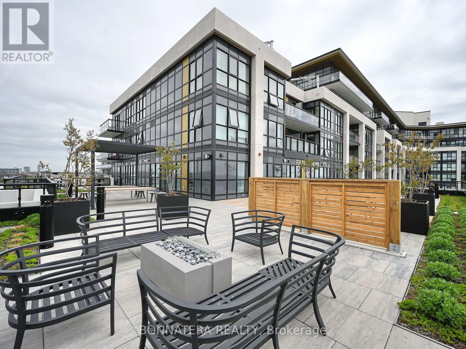 319 - 405 Dundas Street W, Oakville, Ontario  L6M 5P9 - Photo 48 - W13469244