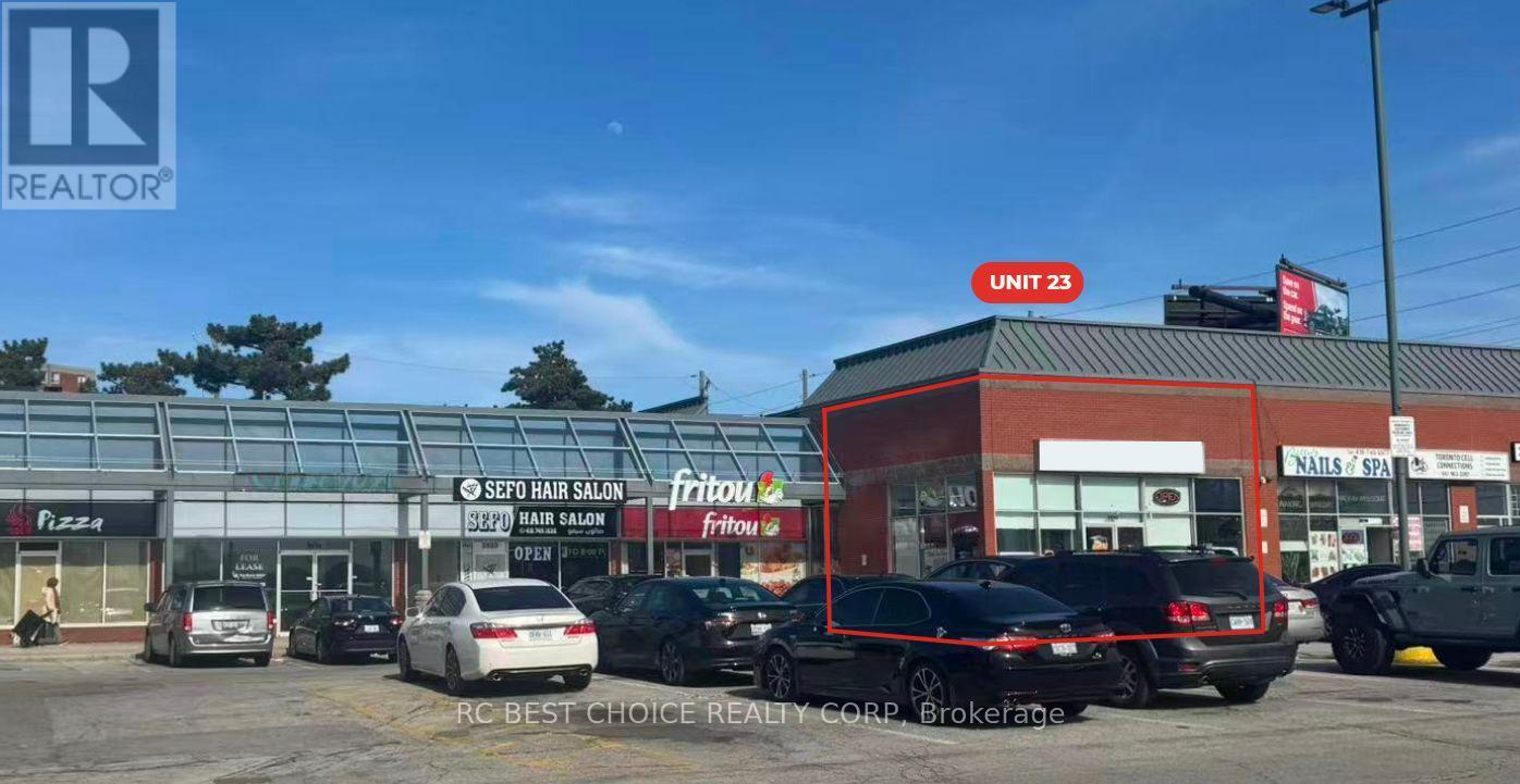 23 - 2516 Finch Avenue W, Toronto, Ontario M9M 2G3 - Photo 2 - W13469268