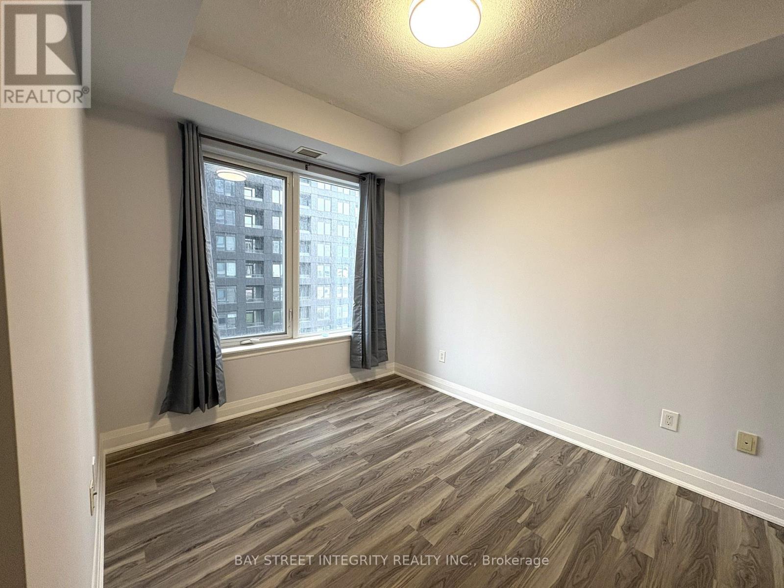 1511 - 385 Prince Of Wales Drive, Mississauga, Ontario  L5B 0C6 - Photo 14 - W13469276