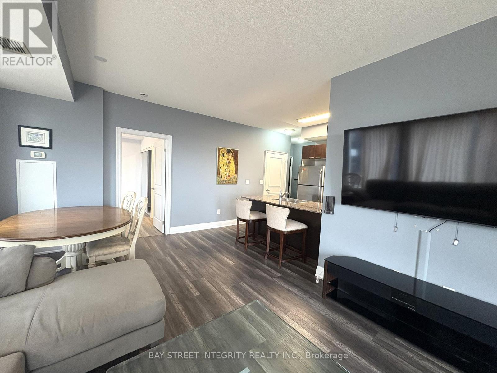 1511 - 385 Prince Of Wales Drive, Mississauga, Ontario  L5B 0C6 - Photo 4 - W13469276