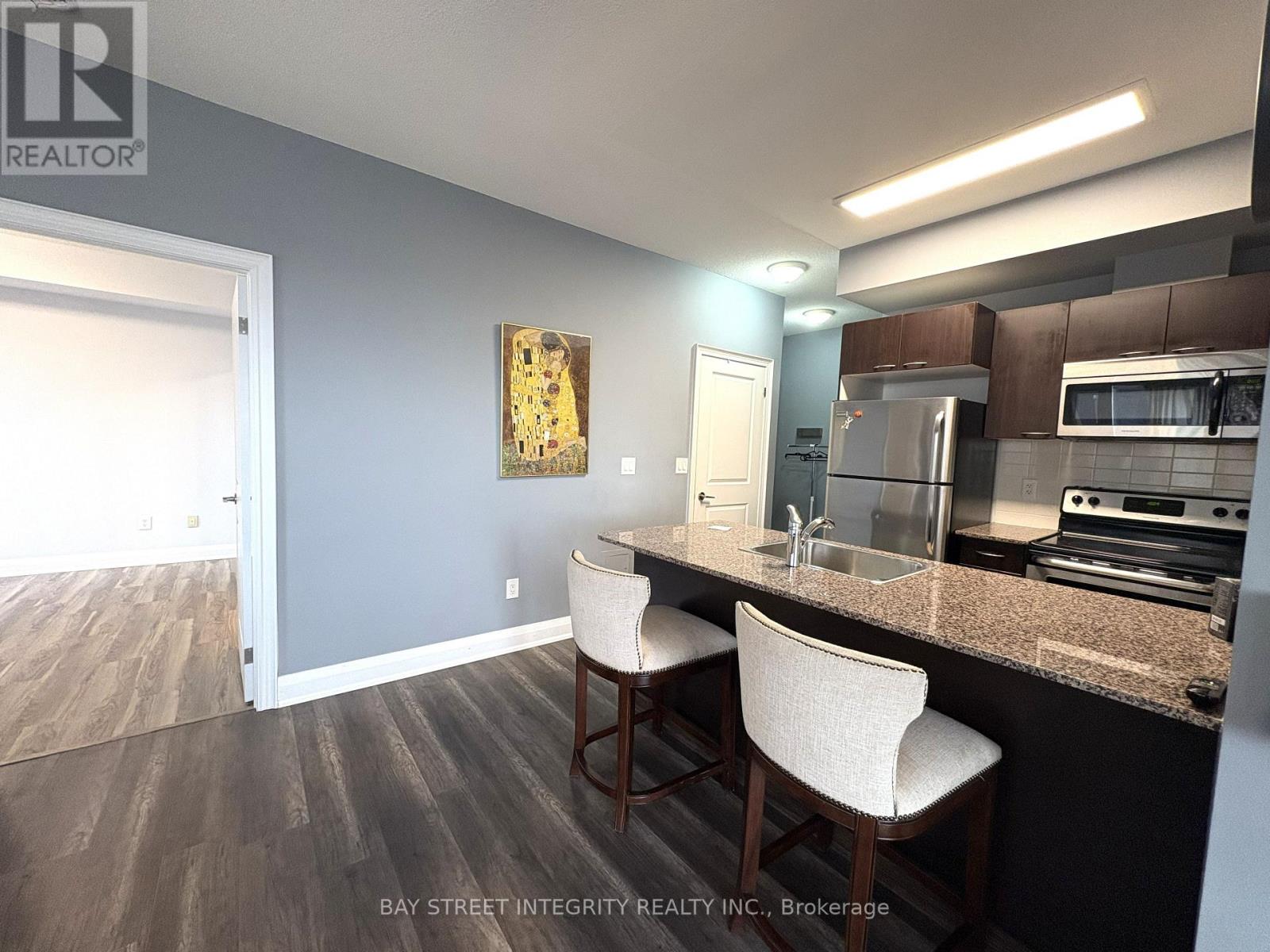1511 - 385 Prince Of Wales Drive, Mississauga, Ontario  L5B 0C6 - Photo 5 - W13469276