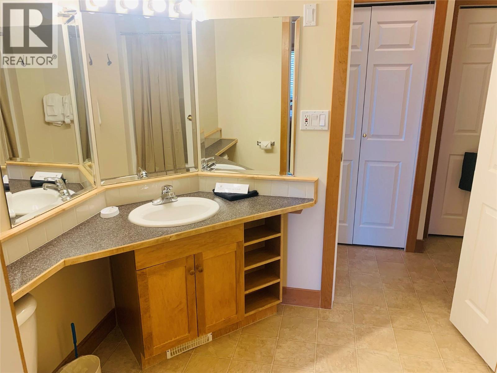 1351 Gerry Sorensen Way Unit# C4-D, Kimberley, British Columbia  V1A 2Y6 - Photo 7 - 10392113