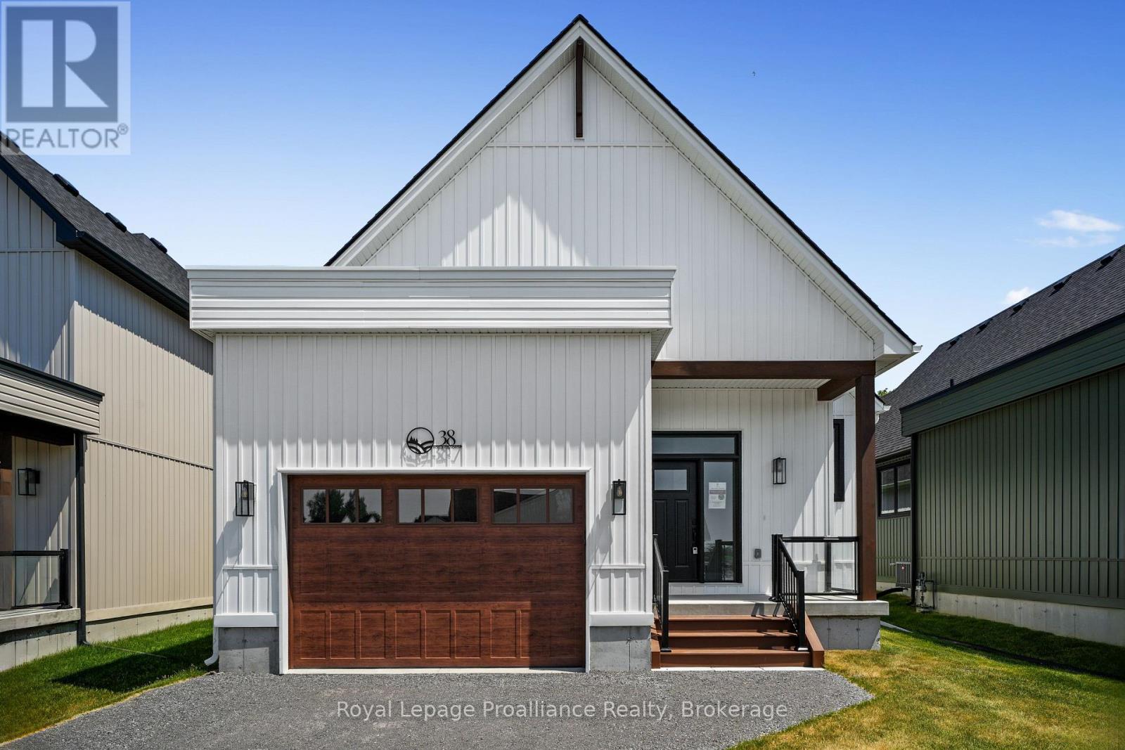 38 HOLLINGSWORTH STREET, Cramahe, Ontario
