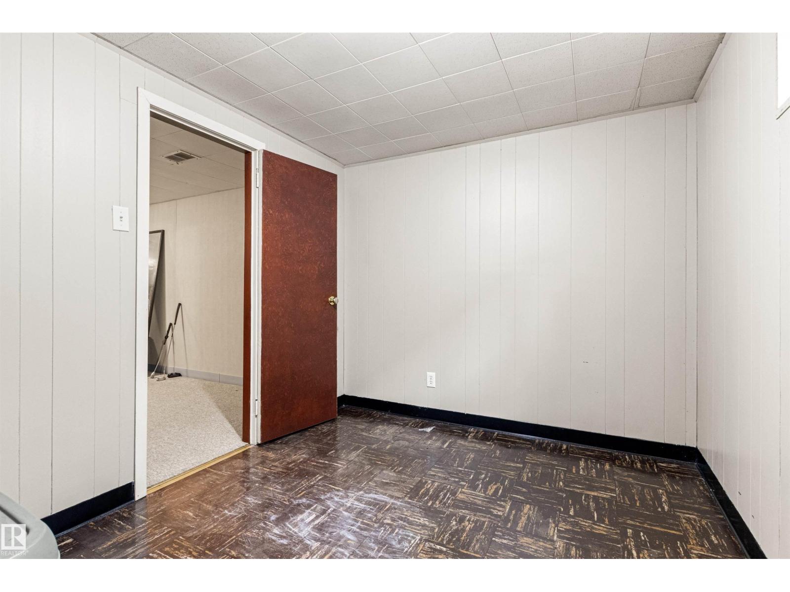 8707 69 Av Nw, Edmonton, Alberta  T6E 0R8 - Photo 44 - E4494785