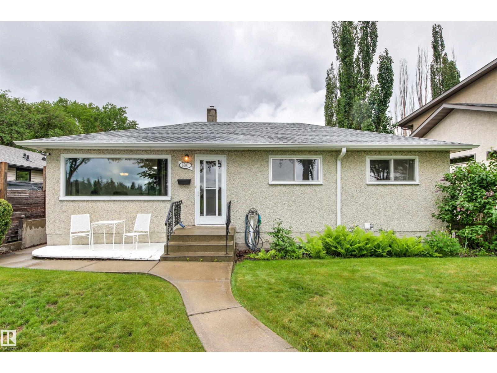 8707 69 Av Nw, Edmonton, Alberta  T6E 0R8 - Photo 5 - E4494785