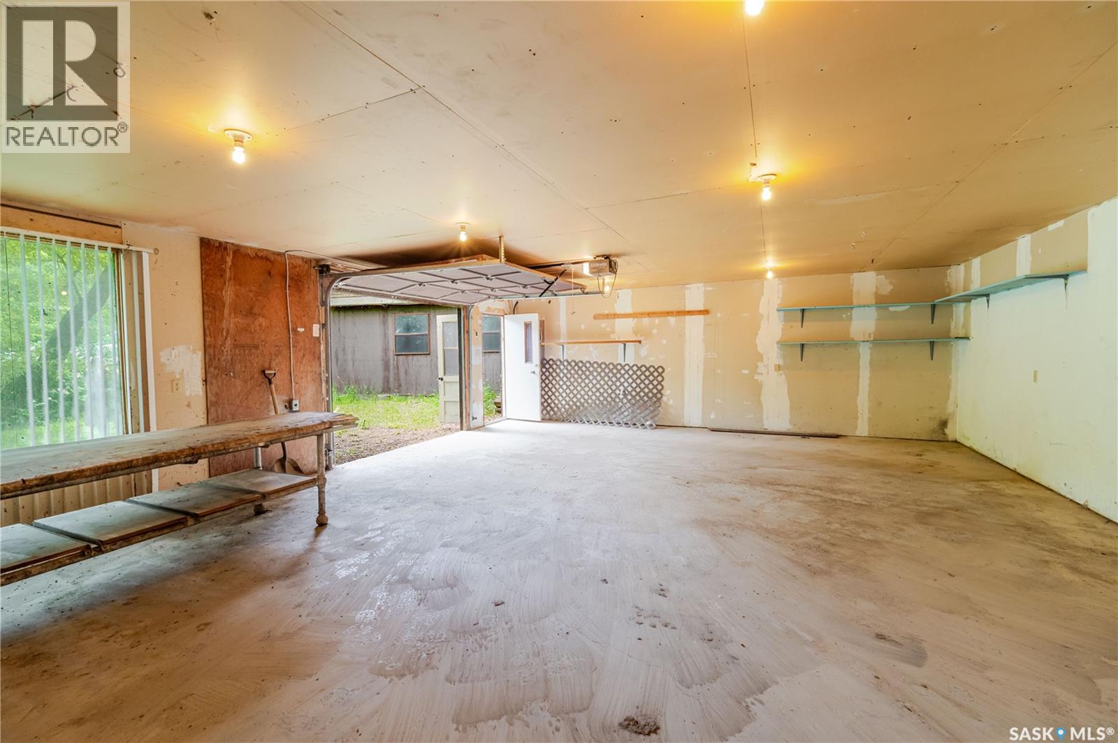 930 Tatanka Drive, Buffalo Pound Lake, Saskatchewan  S0H 2X0 - Photo 44 - SK040149