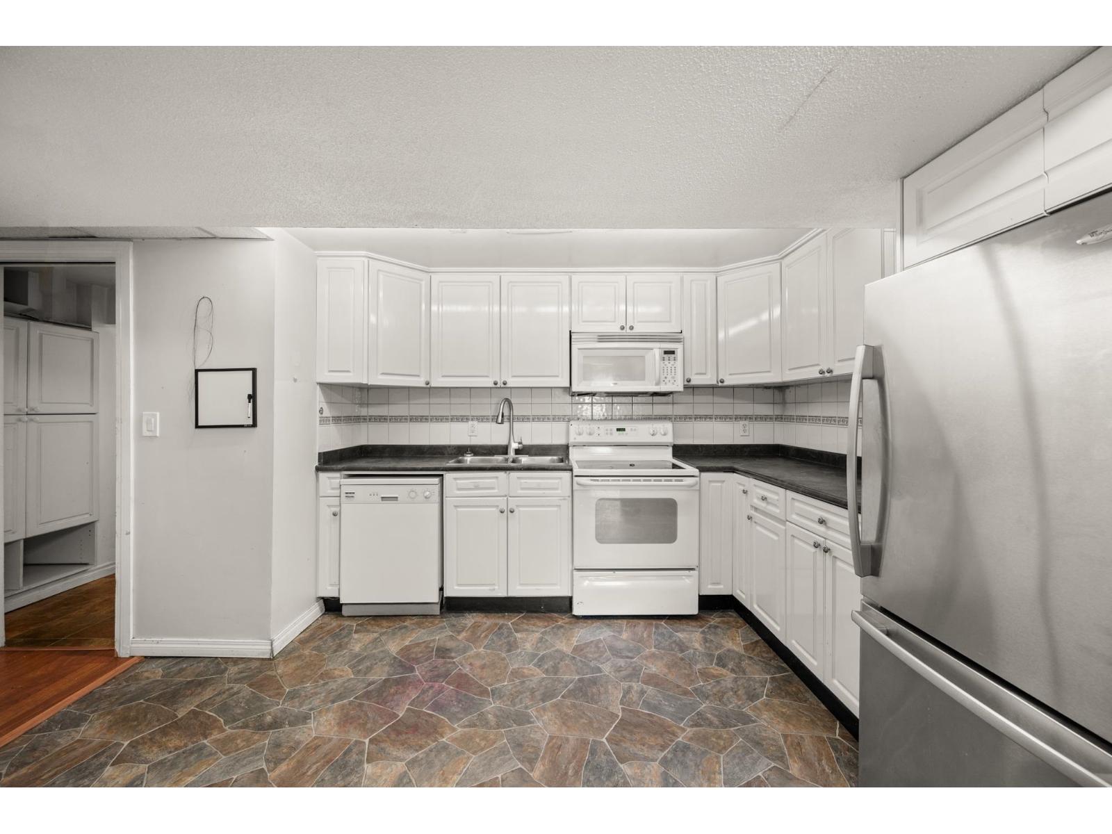 33222 Hawthorne Avenue, Abbotsford, British Columbia  V2S 1B3 - Photo 24 - R3136611