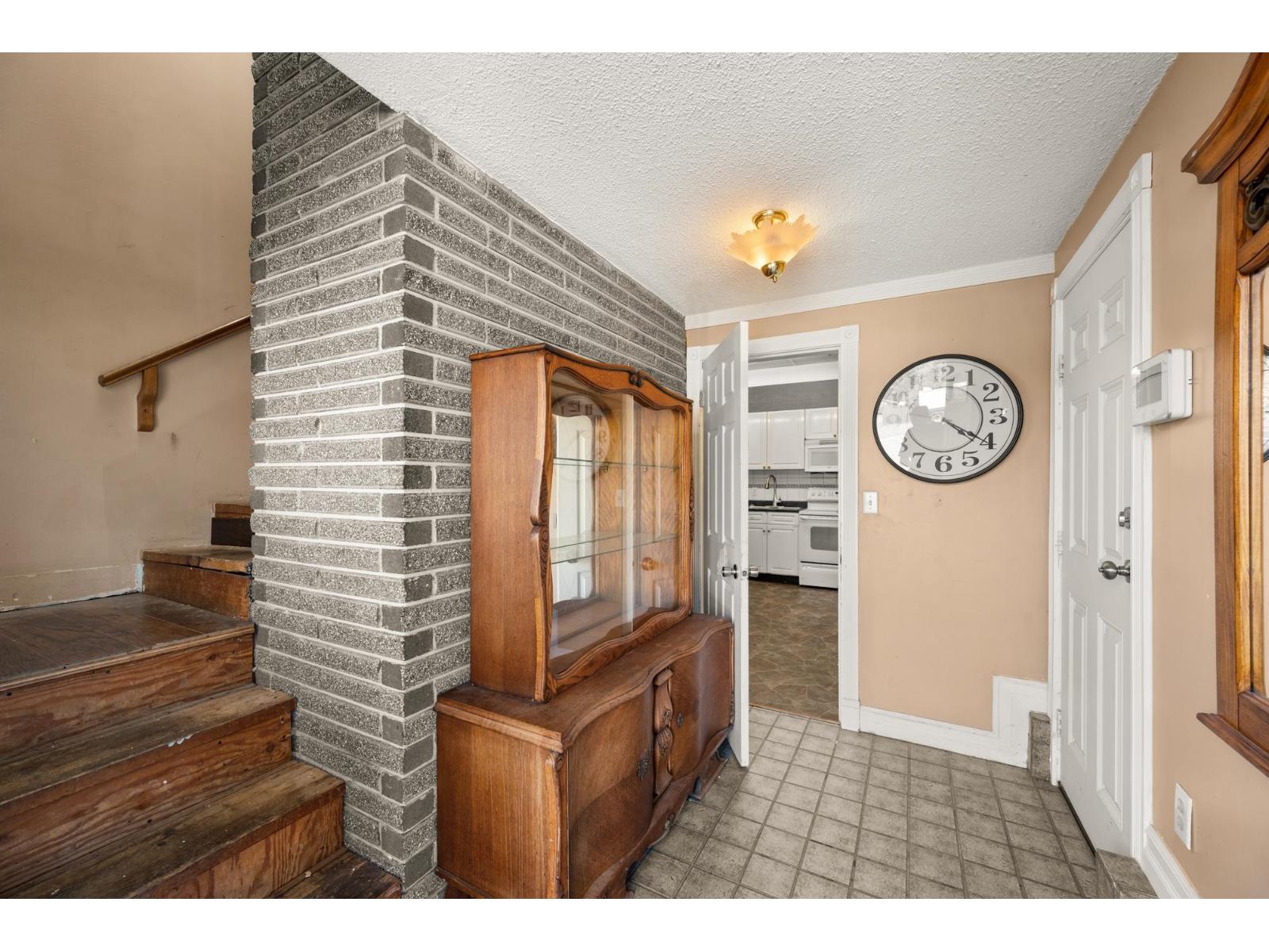 33222 Hawthorne Avenue, Abbotsford, British Columbia  V2S 1B3 - Photo 15 - R3136611