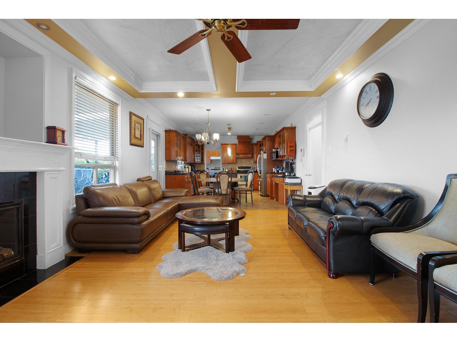 30546 Sapphire Place, Abbotsford, British Columbia  V2T 6Y5 - Photo 12 - R3137638