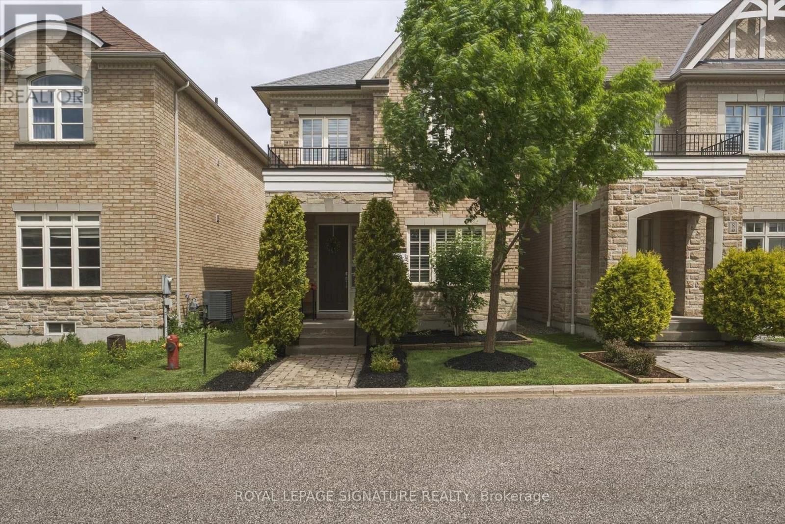 6 MAYAPPLE LANE, Richmond Hill, Ontario