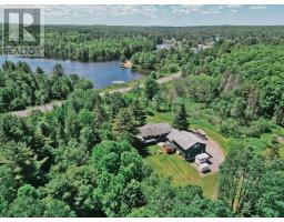 96 NORTH STREET, Magnetawan, Ontario