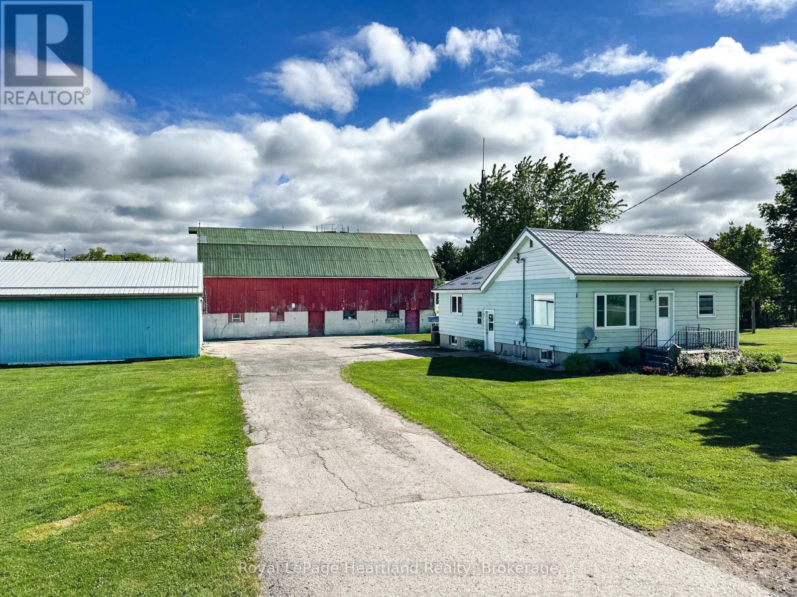 41590 Huron Road, Central Huron, Ontario  N0M 1L0 - Photo 2 - X13441296