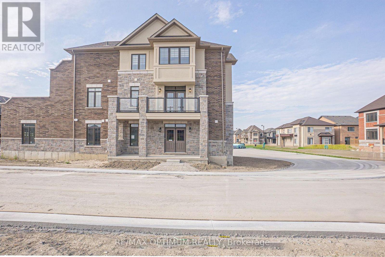 70 KEYWORTH CRESCENT, Brampton, Ontario