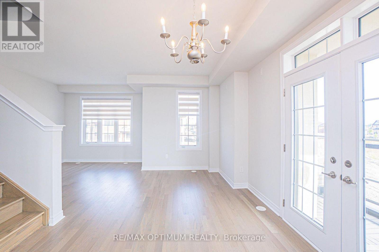 70 Keyworth Crescent, Brampton, Ontario L6R 4E6 - Photo 6 - W13208252