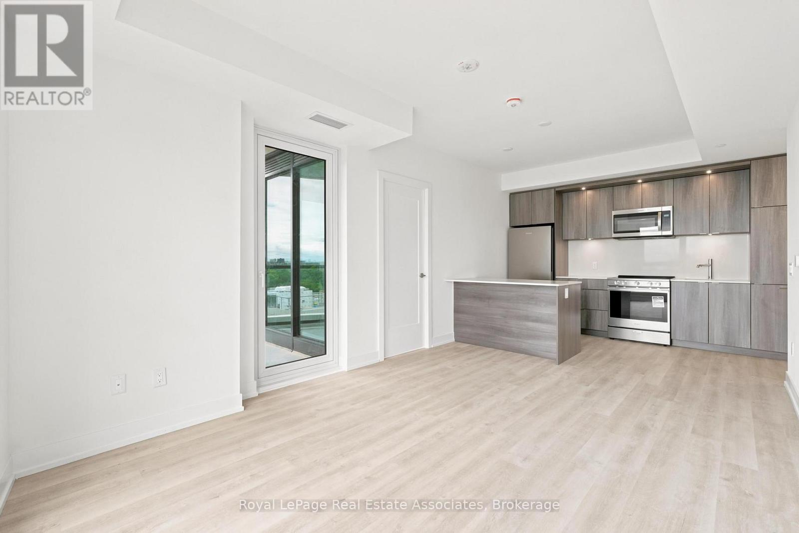 1812 - 25 Cordova Avenue, Toronto, Ontario  M9A 0E5 - Photo 10 - W13469392