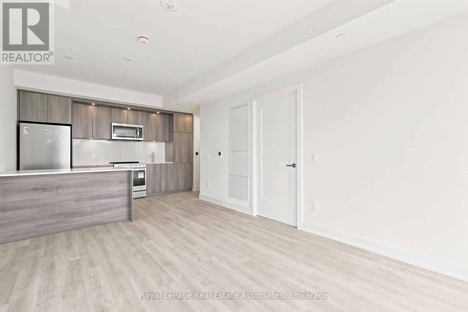 1812 - 25 Cordova Avenue, Toronto, Ontario  M9A 0E5 - Photo 11 - W13469392