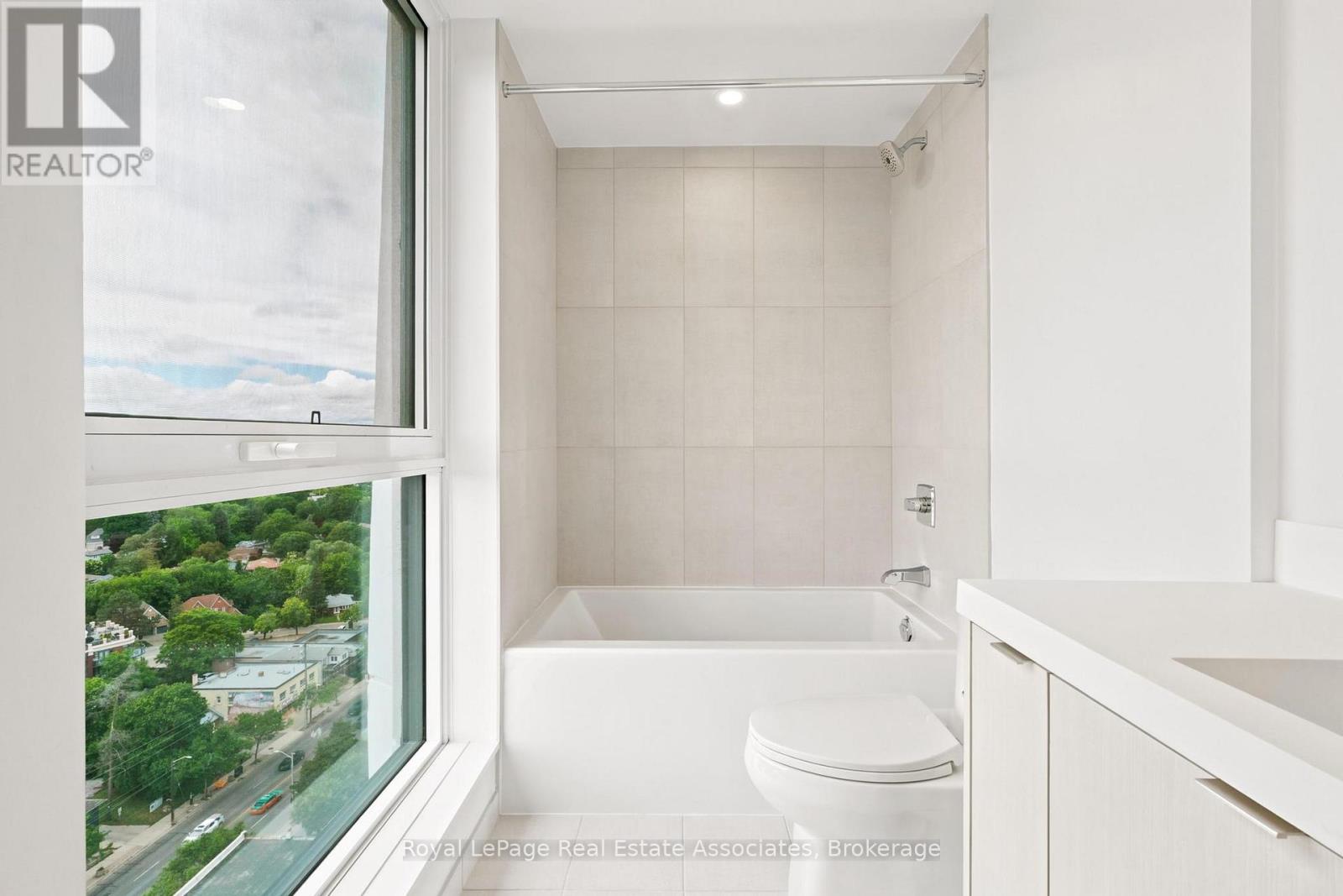 1812 - 25 Cordova Avenue, Toronto, Ontario  M9A 0E5 - Photo 20 - W13469392