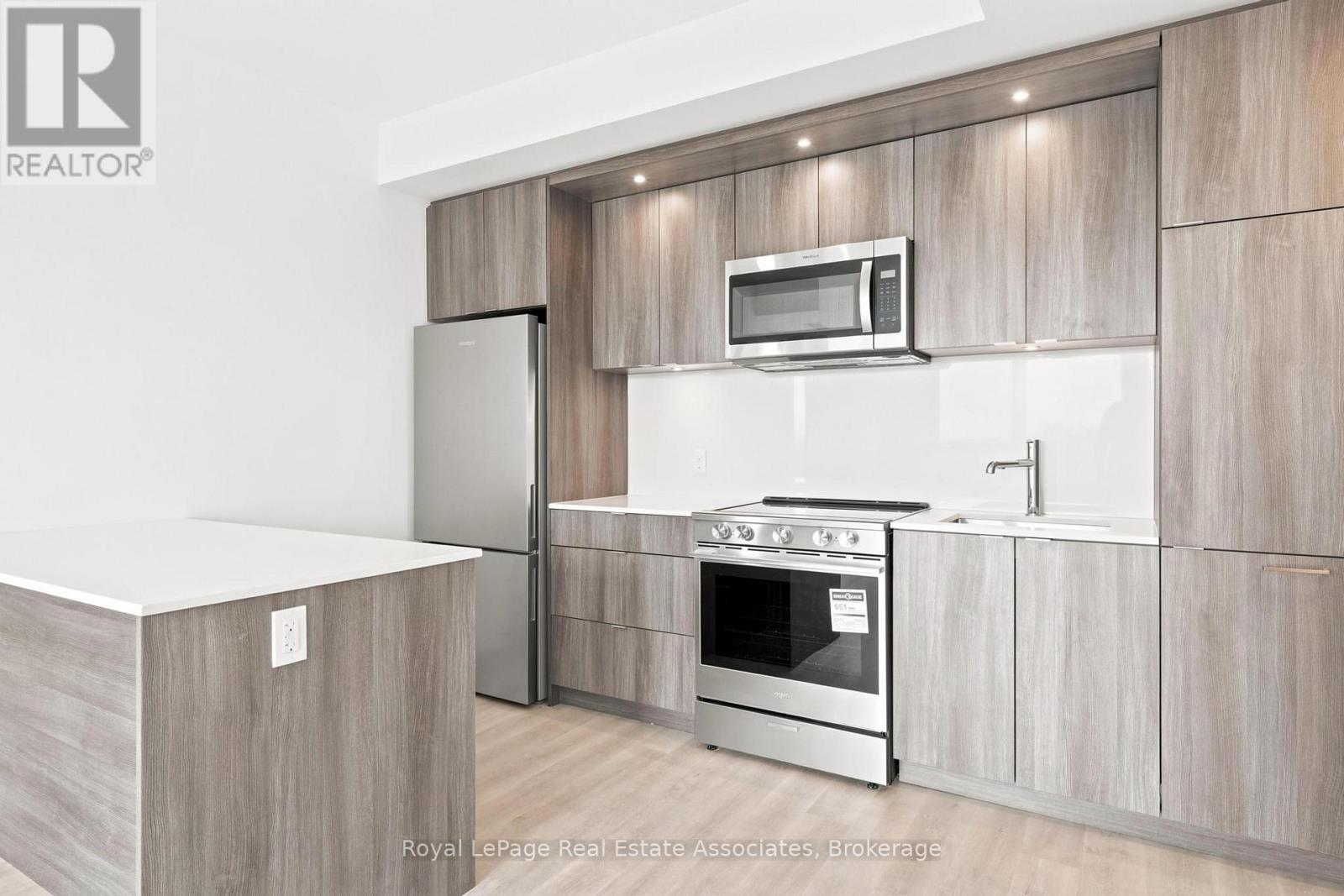 1812 - 25 Cordova Avenue, Toronto, Ontario  M9A 0E5 - Photo 4 - W13469392
