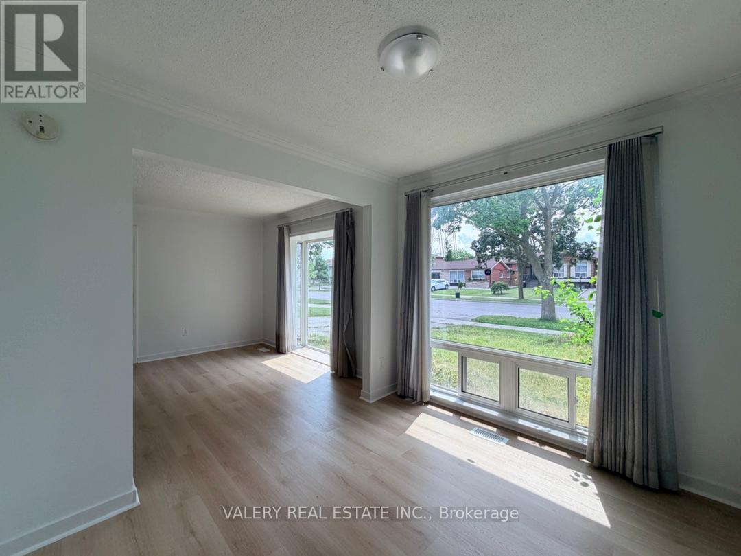 Main - 64 Lexington Ave Avenue, Toronto, Ontario M9V 2G8 - Photo 14 - W13469446