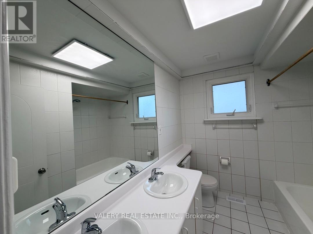 Main - 64 Lexington Ave Avenue, Toronto, Ontario M9V 2G8 - Photo 25 - W13469446