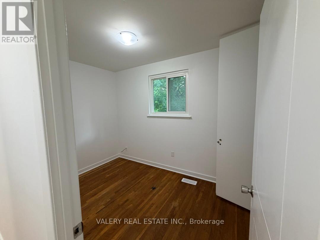 Main - 64 Lexington Ave Avenue, Toronto, Ontario M9V 2G8 - Photo 37 - W13469446