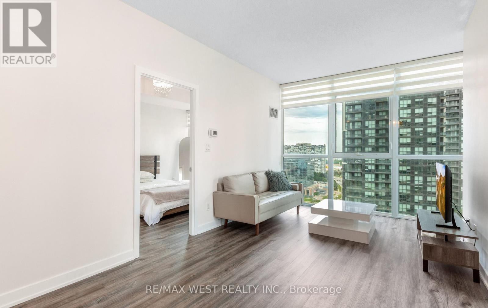 4070 Confederation Pkwy #1504 Parkway, Mississauga, Ontario L5B 0E9 - Photo 10 - W13469570