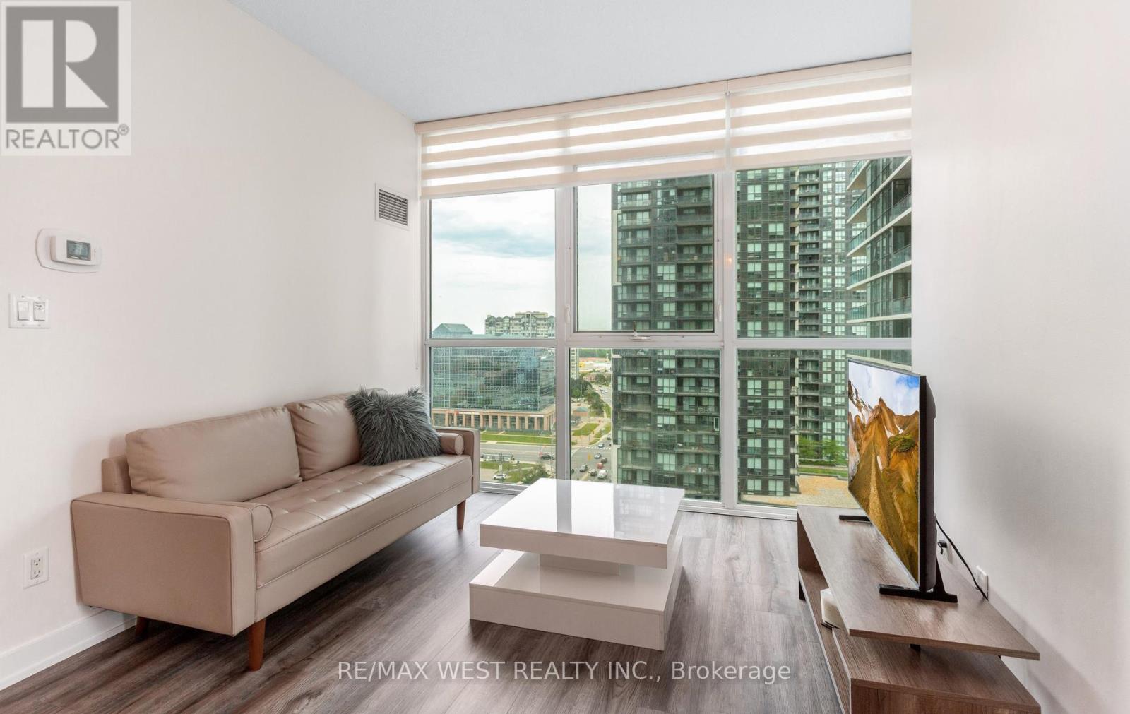 4070 Confederation Pkwy #1504 Parkway, Mississauga, Ontario L5B 0E9 - Photo 12 - W13469570