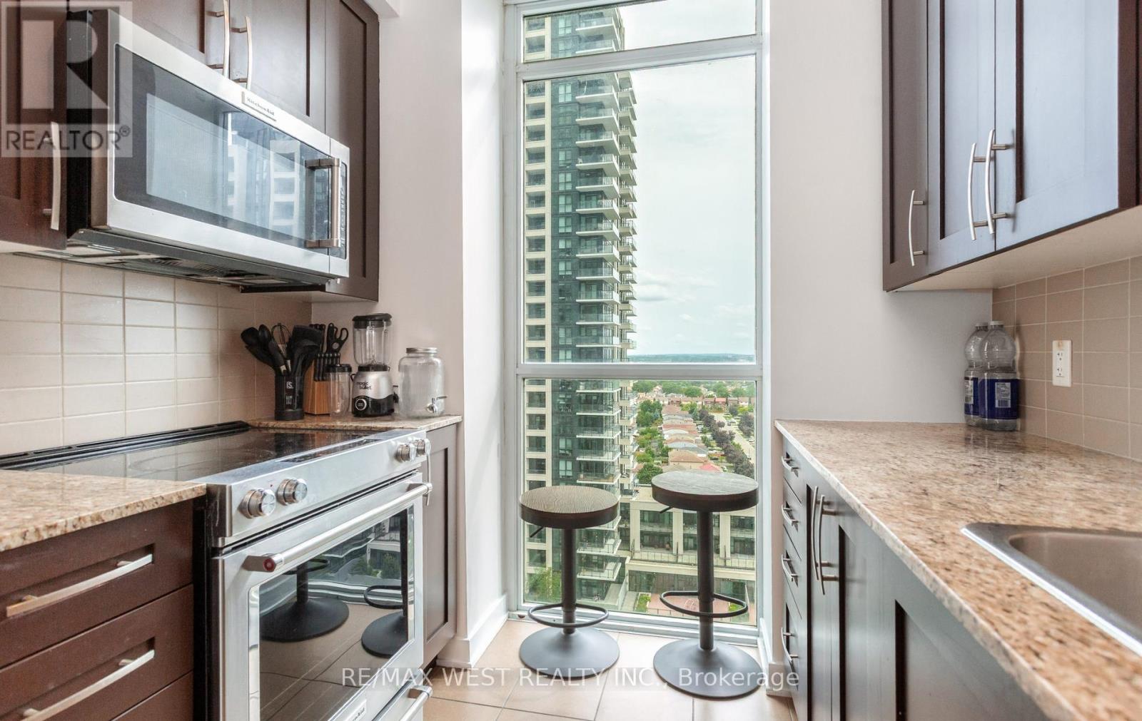 4070 Confederation Pkwy #1504 Parkway, Mississauga, Ontario L5B 0E9 - Photo 17 - W13469570