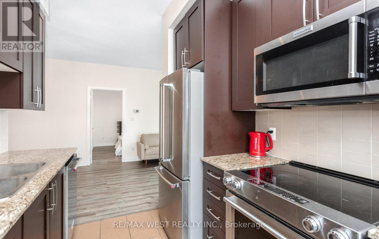 4070 Confederation Pkwy #1504 Parkway, Mississauga, Ontario L5B 0E9 - Photo 19 - W13469570