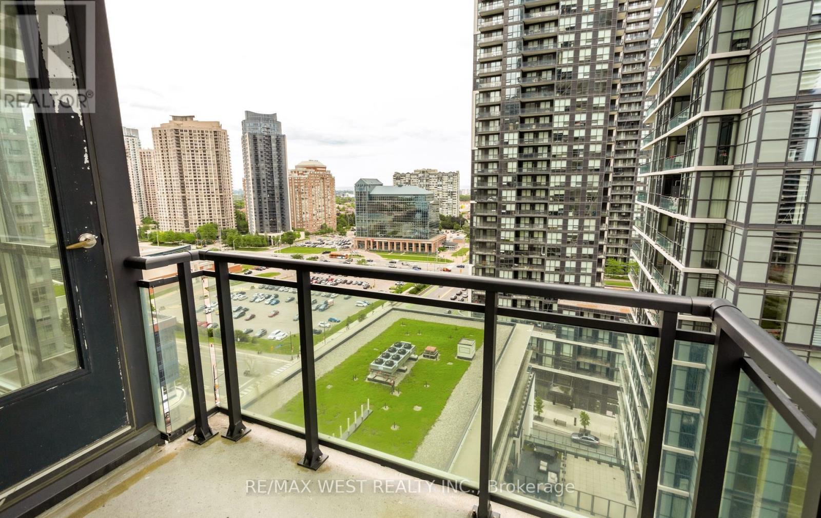 4070 Confederation Pkwy #1504 Parkway, Mississauga, Ontario L5B 0E9 - Photo 30 - W13469570