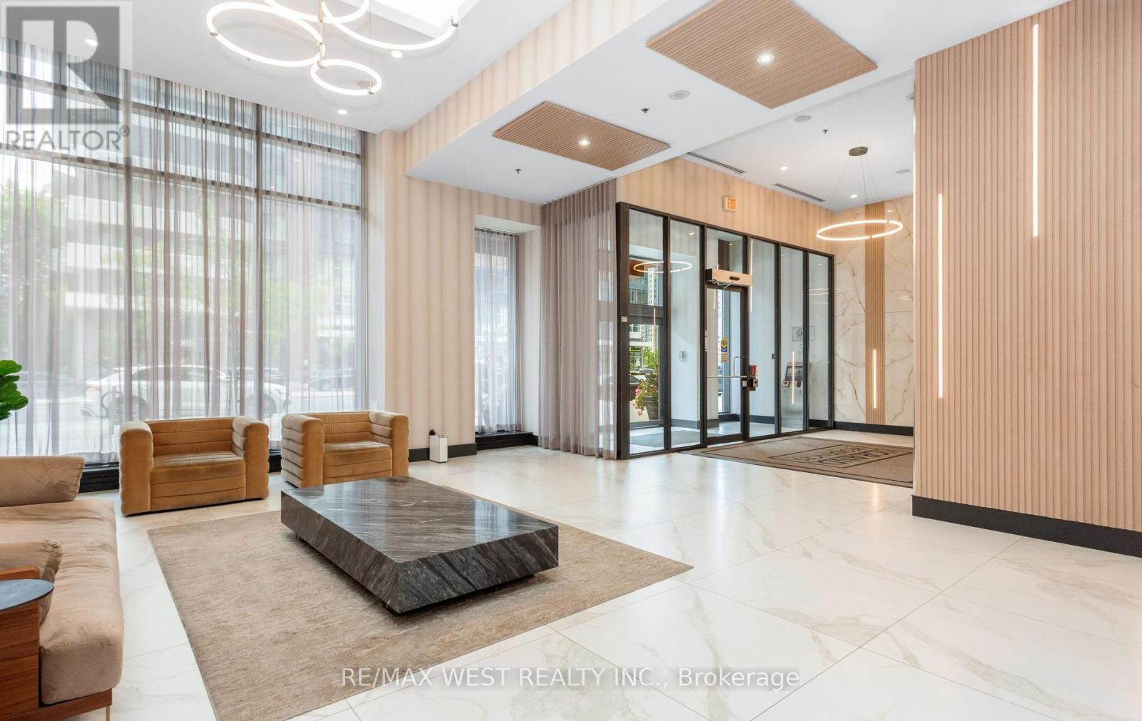 4070 Confederation Pkwy #1504 Parkway, Mississauga, Ontario L5B 0E9 - Photo 4 - W13469570