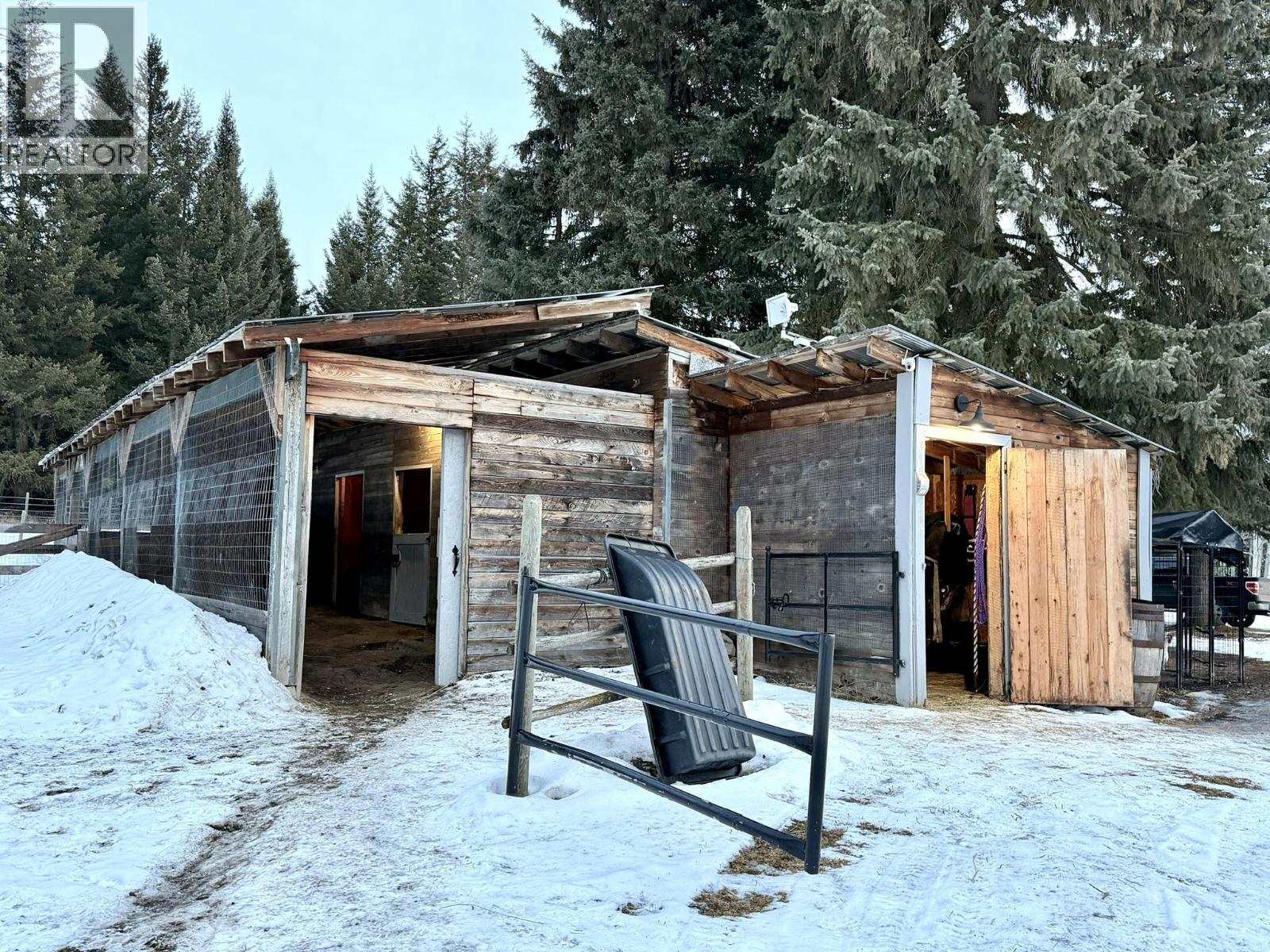 7671 Rutherford Road, Bridge Lake, British Columbia  V0K 1E0 - Photo 30 - R3085103