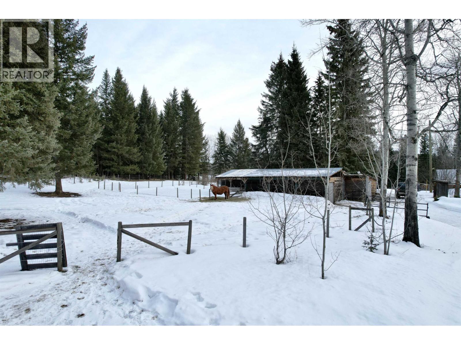 7671 Rutherford Road, Bridge Lake, British Columbia  V0K 1E0 - Photo 35 - R3085103