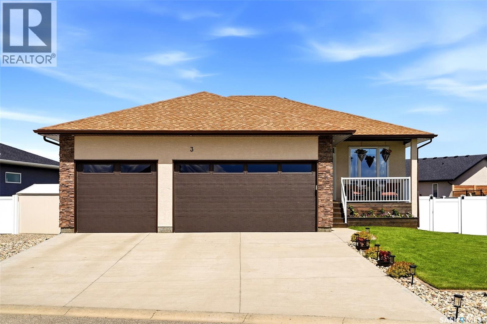 3 Plains Way, Pilot Butte, Saskatchewan  S0G 3Z0 - Photo 2 - SK040089