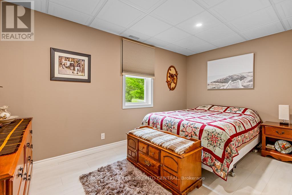 1629 Canning Road, Gravenhurst, Ontario  P0E 1N0 - Photo 12 - X13469404