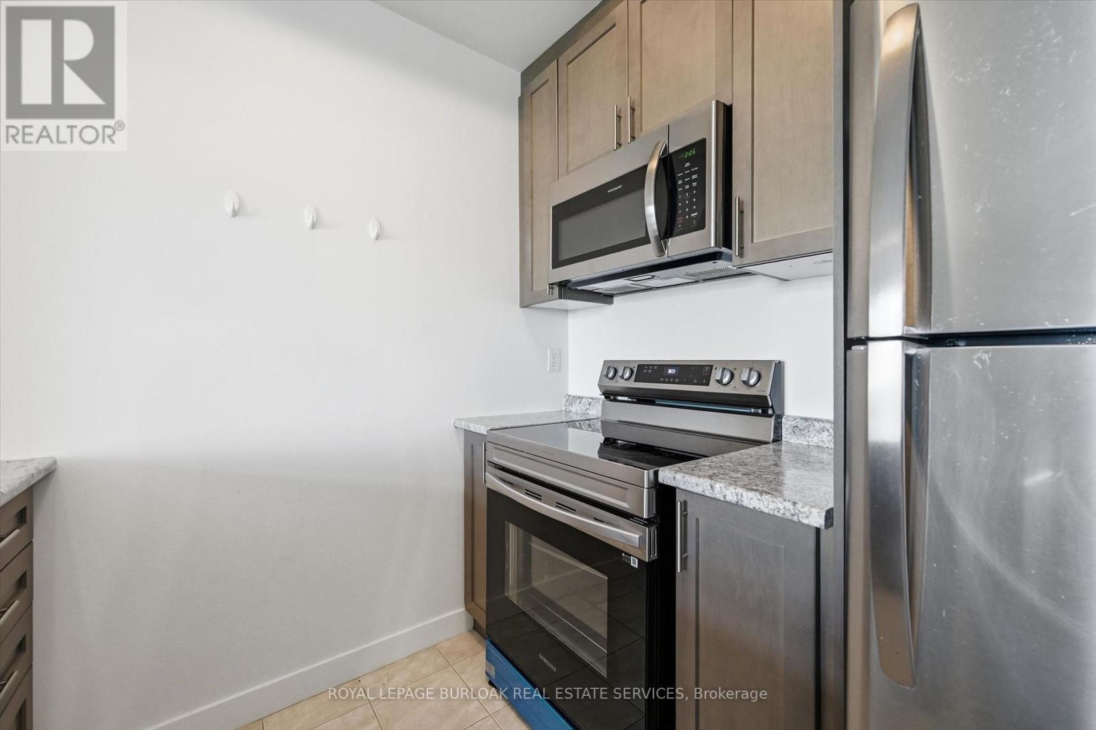 606 - 101 Shoreview Place, Hamilton, Ontario  L8E 0K2 - Photo 6 - X13469484