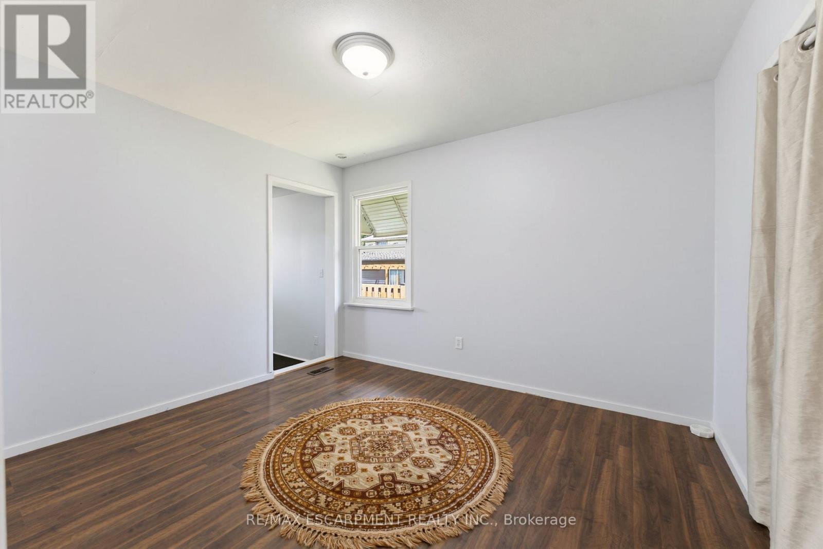 1 Byron Place, St. Catharines, Ontario  L2R 1M1 - Photo 12 - X13469564