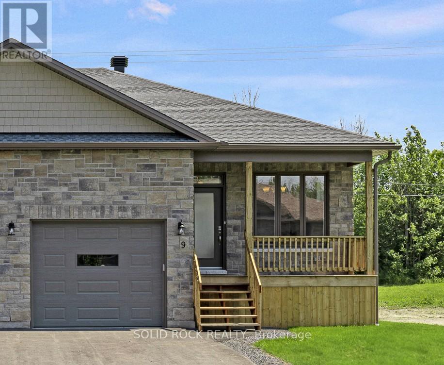 9 BILLINGS AVENUE, South Dundas, Ontario