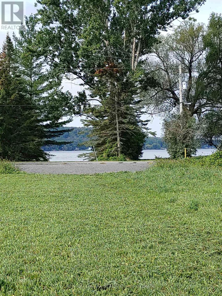 48 YOUNGS POINT ROAD, greater napanee (greater napanee), Ontario